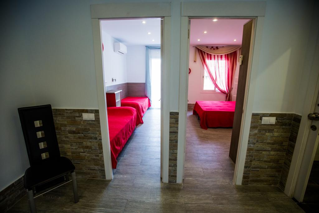 Apartamentos Bcntourism Pineda de Mar Luaran gambar